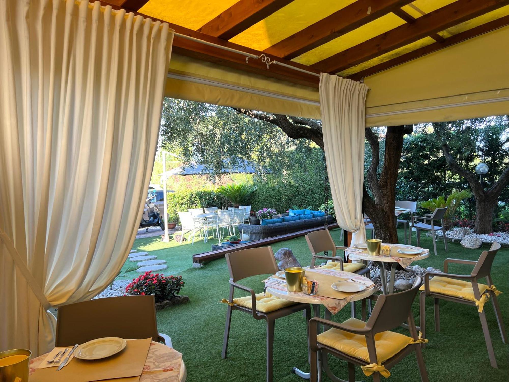 Garda Dream Hotel Lazise Exterior foto